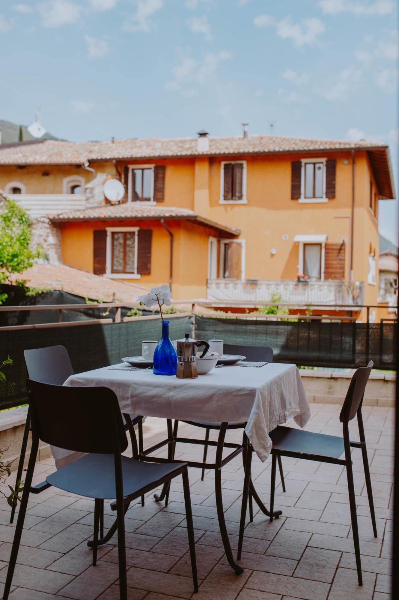 Campolivo Apartment Gargnano Luaran gambar