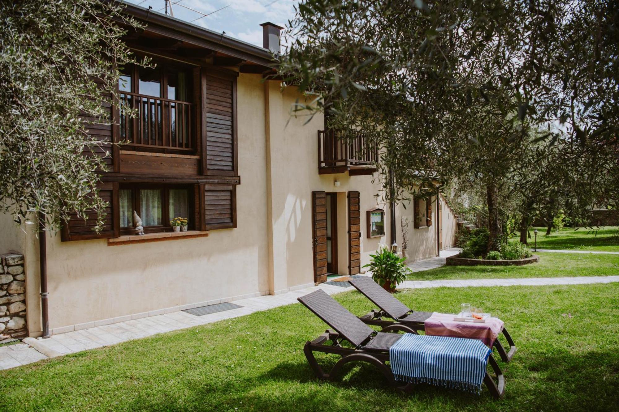 Campolivo Apartment Gargnano Luaran gambar
